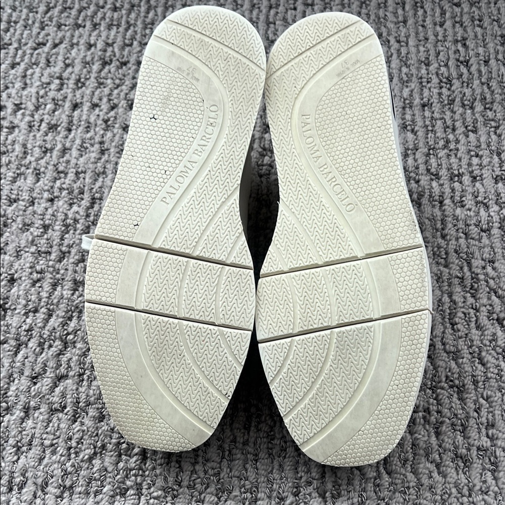 Paloma Barcelo Cream Sneakers - Picture 3 of 3